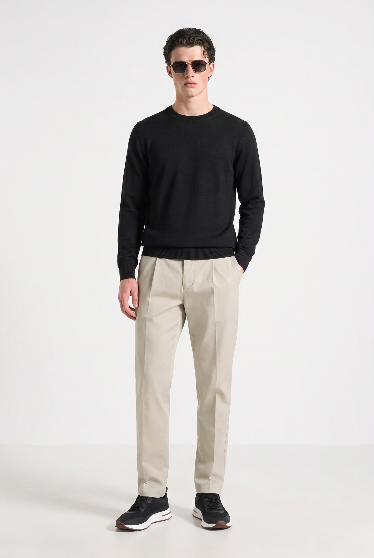 Knitted jumper Black