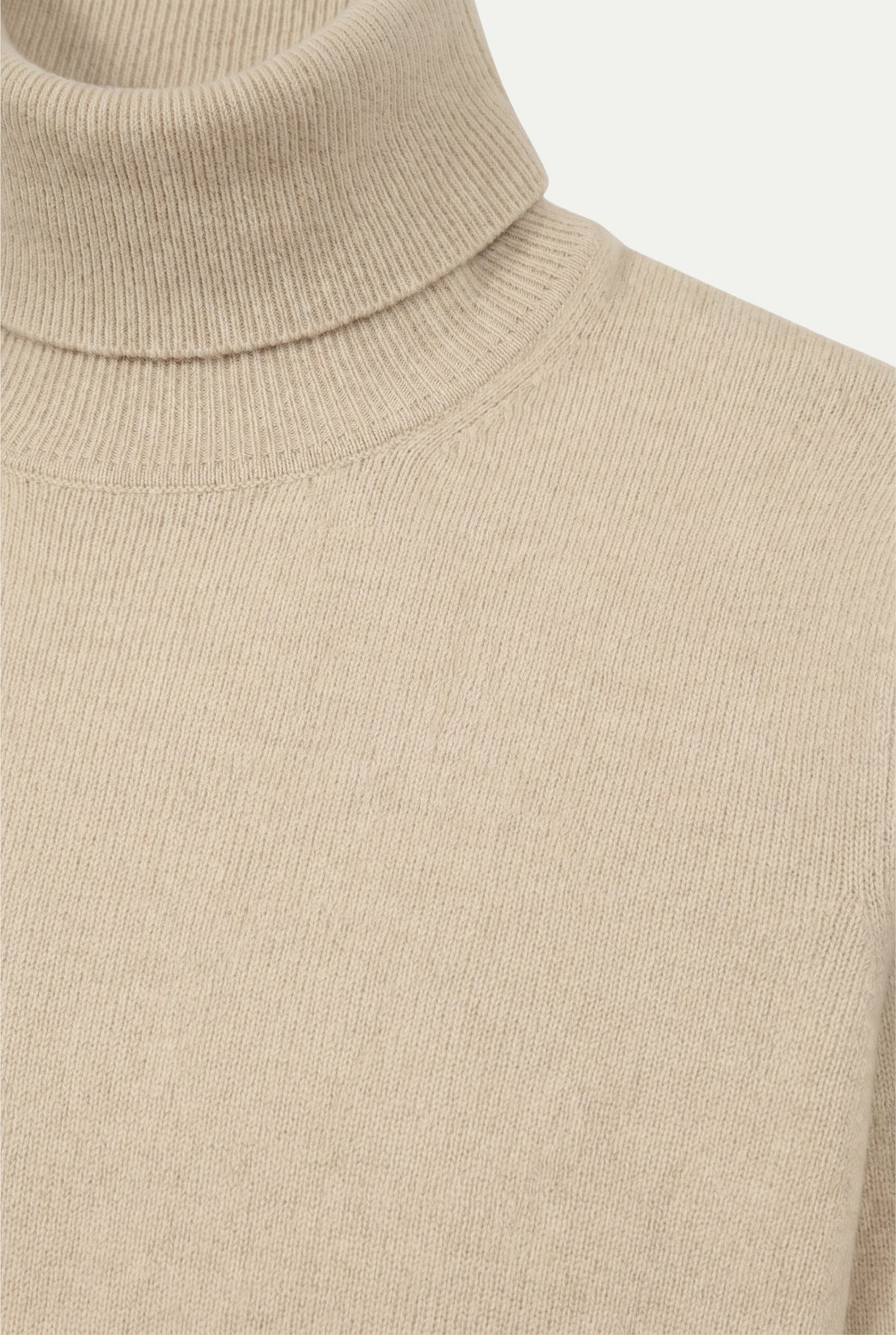 Rollneck Sand