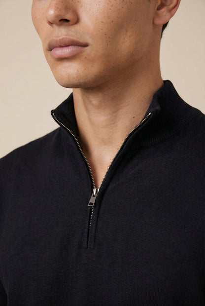 Quarter Zip Black