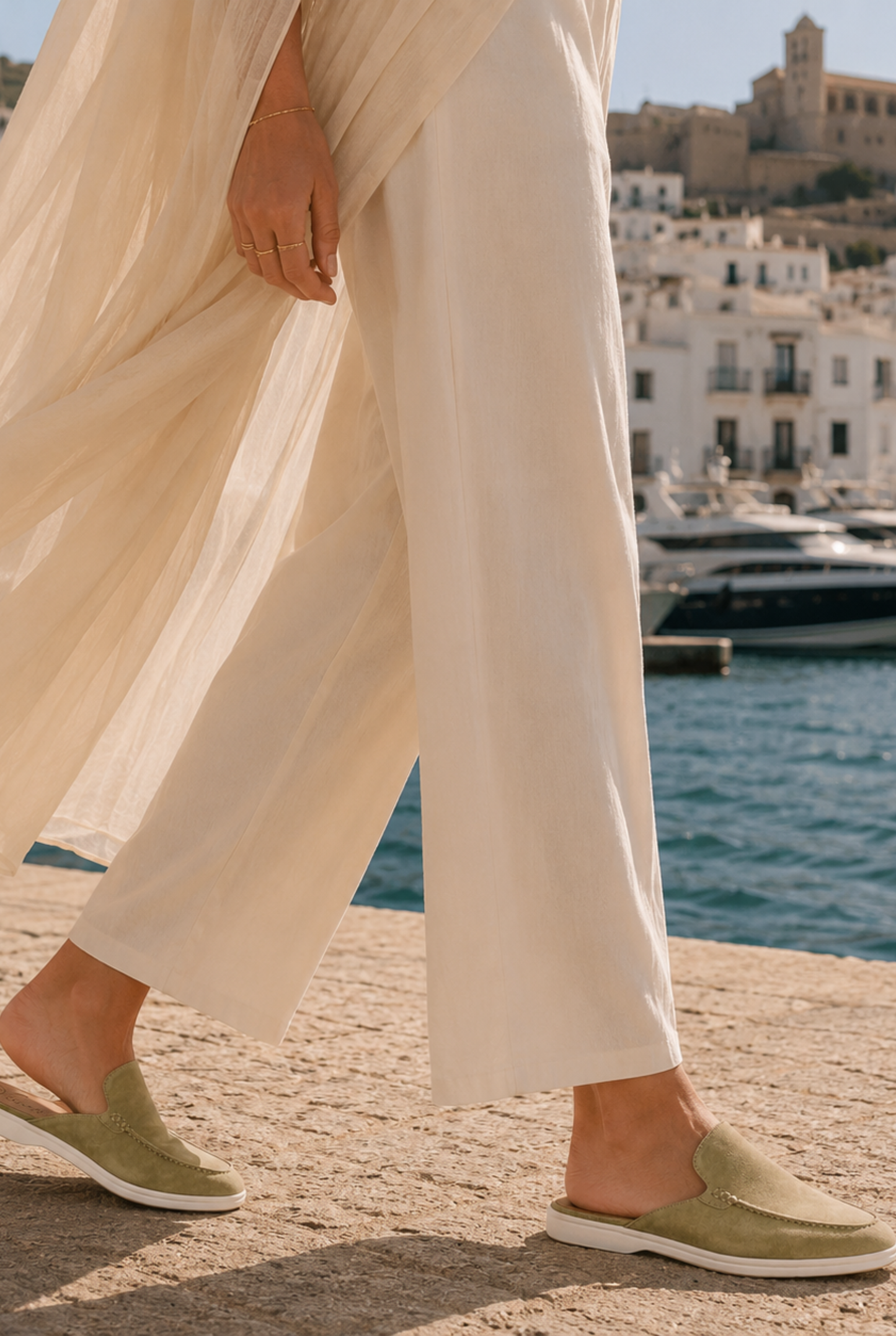 Connor Yatch Mule Woman - Beige